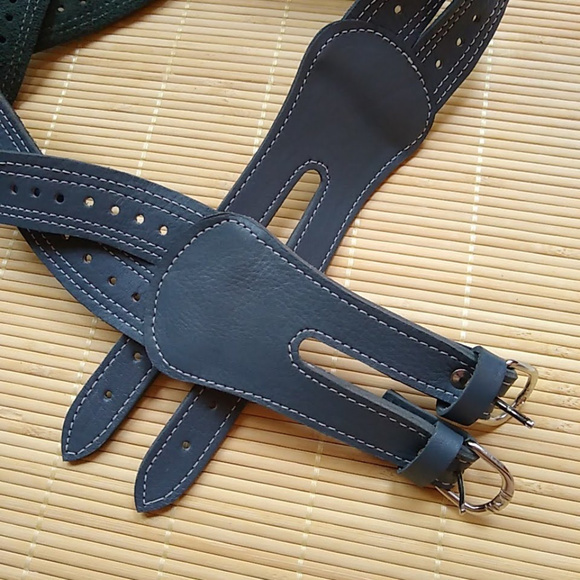 VINTAGE 80s Boho Gray Leather Belt Double Twist Double Buckle Wide Belt - Picture 5 of 8